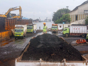 Jalan Lengang, Ekonomi Melambat: Efek Domino Larangan Angkutan Batu Bara di Sumsel