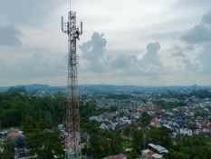 Katalis Lelang Spektrum, Rekomendasi Overweight EXCL, ISAT, hingga TLKM