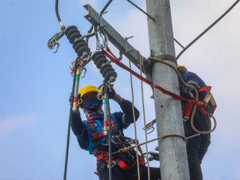 Blackout Tiga Hari di Karimun, Warga Terpaksa Mengungsi ke Hotel