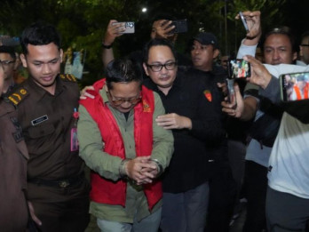 Jaksa Tahan Eks Dirut Kebun Binatang Surabaya, Diduga Korupsi Anggaran Pakan Satwa