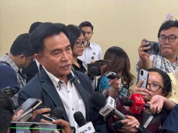 Yusril Bantah Deportasi WN Palestina ke Siprus Bermotif Politik