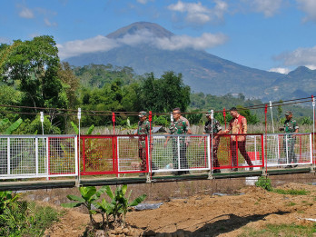 Pangdam IV/Diponegoro Resmikan 53 Jembatan Garuda