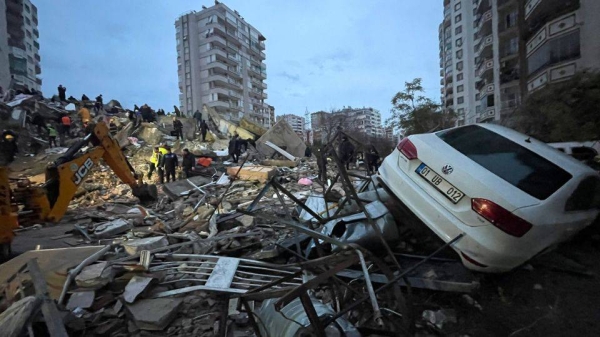 Foto-foto Bangunan di Turki, Sebelum dan Sesudah Diguncang Gempa