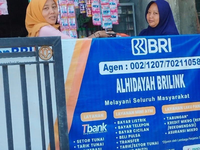 Dekatkan Akses Keuangan, Ini Kisah Sukses AgenBRILink Mitra UMi Sunaie