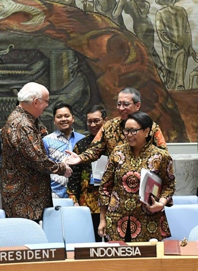 Batik di DK PBB, Para Delegasi Memakai Koleksi Pribadi