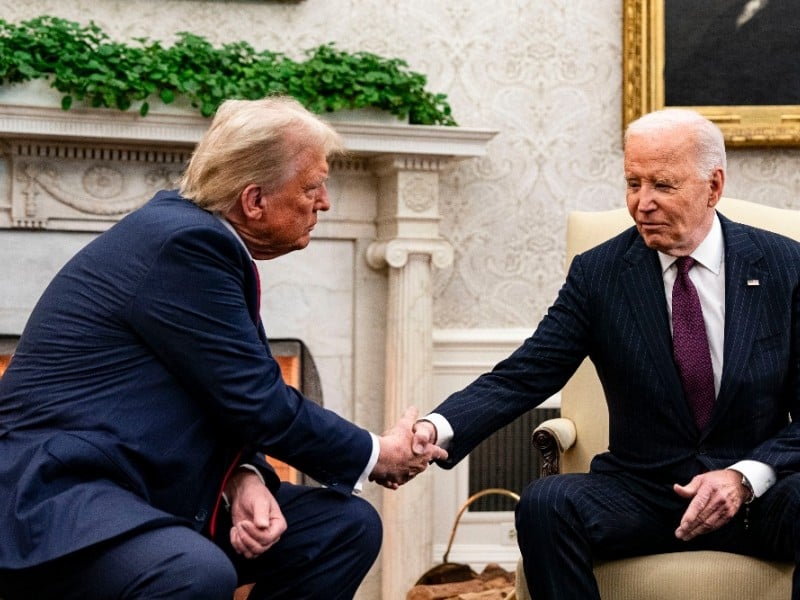 Presiden terpilih Amerika Serikat Donald Trump dan Presiden ke-46 AS Joe Biden dalam pertemuan di Gedung Putih/Bloomberg-Al Drago