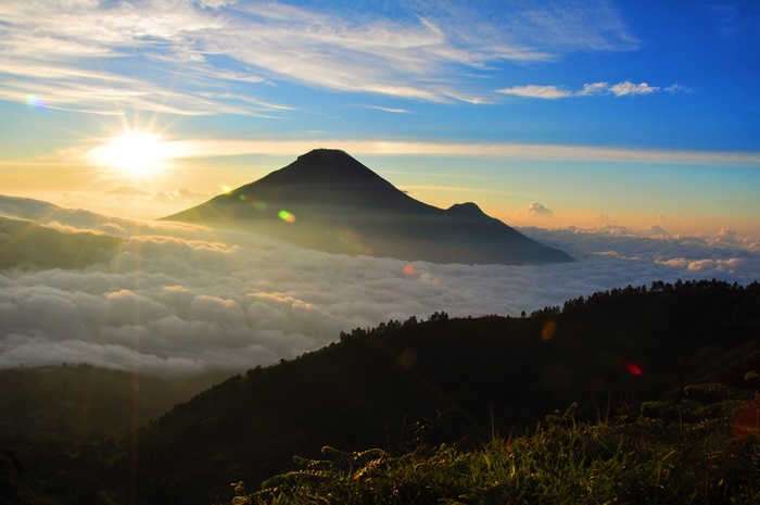 Rekomendasi Destinasi Wisata Dieng, Tawarkan Keindahan Alam yang Memanjakan Mata