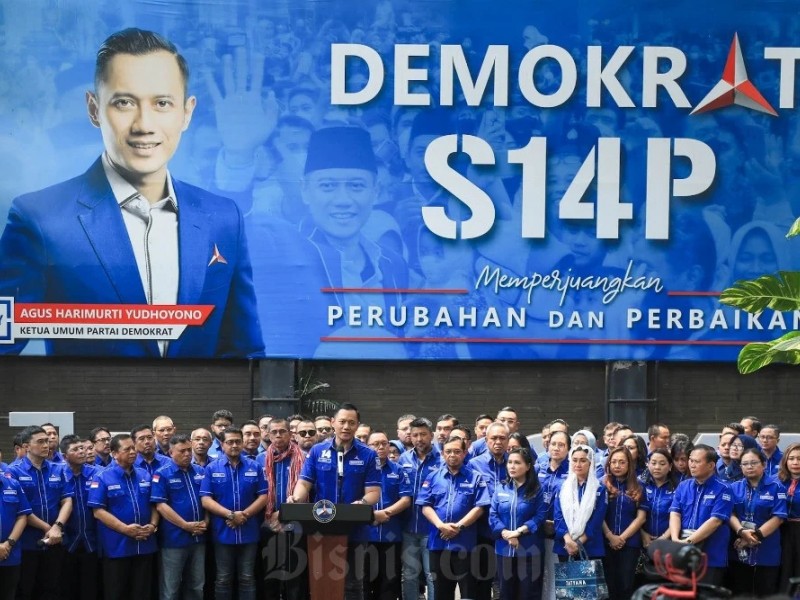 Ketua Umum Partai Demokrat Agus Harimurti Yudhoyono (AHY) memberikan keterangan pers di kantor DPP Partai Demokrat, Jakarta, Senin (4/9/2023). Bisnis/Himawan L Nugraha