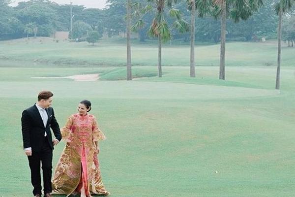 Luna Maya Hadiri Pernikahan Edric Tjandra & Venny Chandra di Eternity Chapel Mulia Hotel Nusa Dua Bali