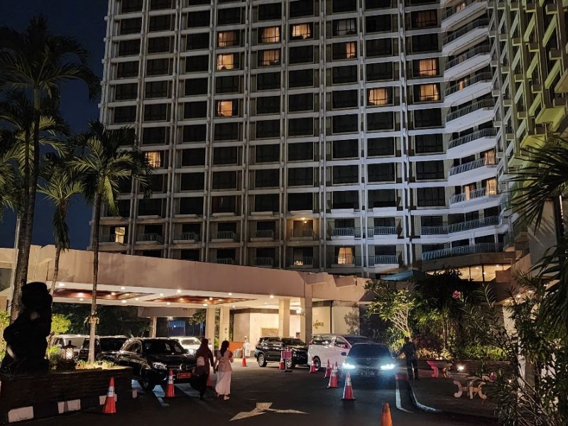 Kondisi Terkini Hotel Sultan Jelang Pengosongan Jam 12 Malam Ini