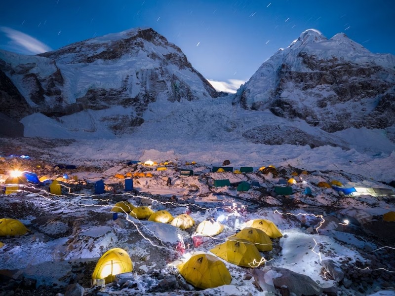 Gunung Everest/National Geographic