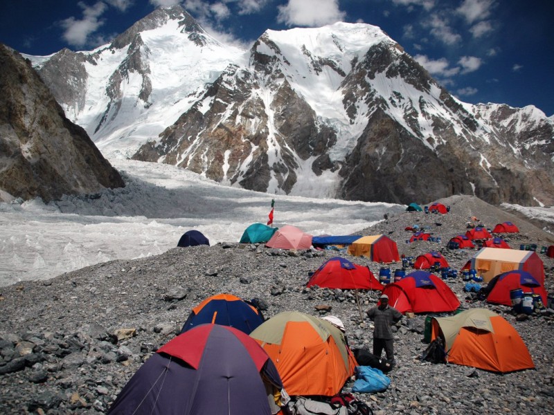 Gunung Gasherbrum I - Hunza Guides Pakistan