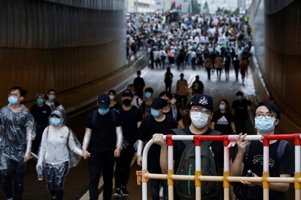 Demonstran Kembali Kepung Gedung Parlemen Hong Kong