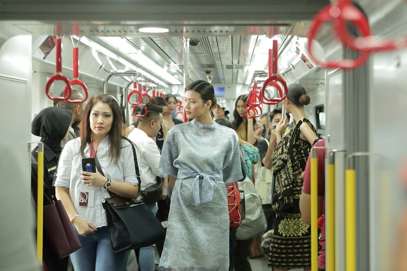 JFFF Gelar Fashion Show di LRT Jakarta, Ini Hasilnya