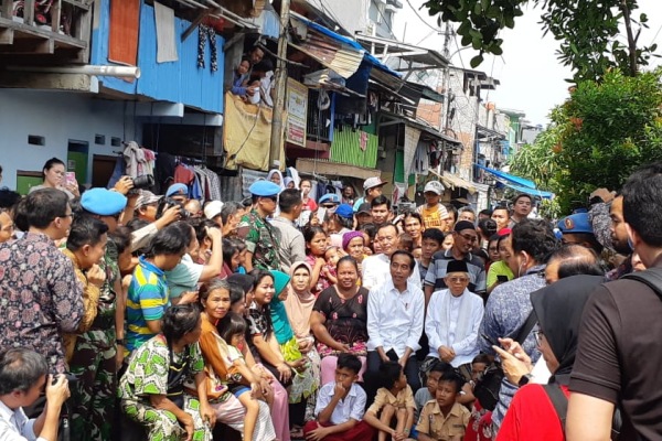 Foto-foto Deklarasi Kemenangan Jokowi-Ma'ruf dan Jumpa Pers Prabowo-Sandi 