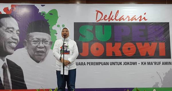 PILPRES 2019: Jokowi - Ma'ruf Amin Didukung Emak-Emak Relawan Super Jokowi