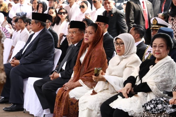 Foto-foto Reuni Tokoh Nasional di Pemakaman B.J. Habibie