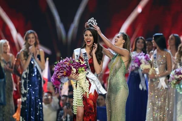 7 Fakta Miss Universe 2018 Catriona Gray, Si Pemegang Sabuk Hitam 