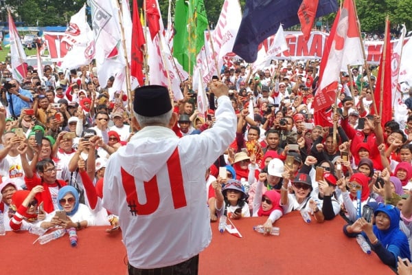 Gaya Busana Milenial Ma’ruf Amin, Pakai Hoodie Berkalung Sorban