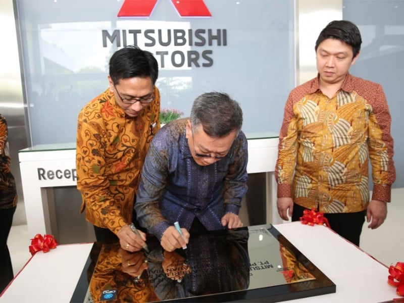 Diler Mitsubishi Batam