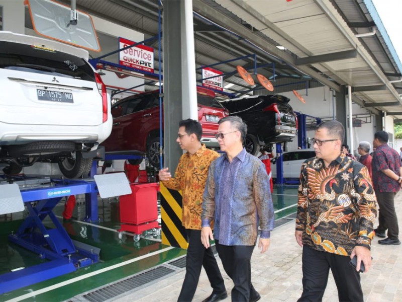 Diler Mitsubishi Batam