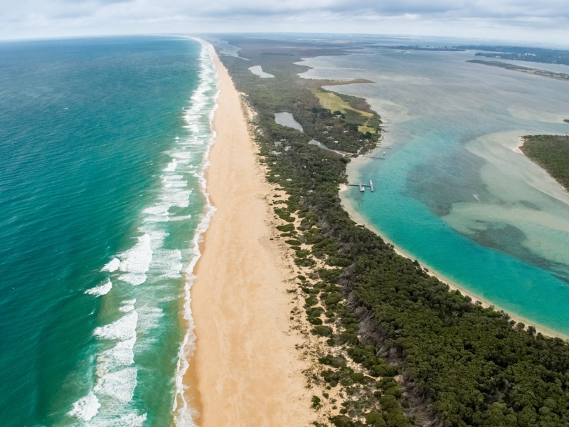 10 Pantai Terpanjang di Dunia, Ada yang Hingga 254 Kilometer