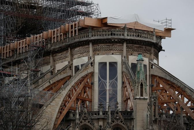 Tidak Ada Malam Natal di Notre-Dame Prancis