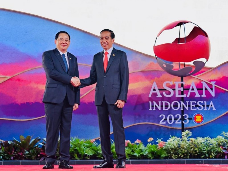 Foto-foto Jokowi Sambut Para Pemimpin Negara di KTT Asean 2023 Labuan Bajo