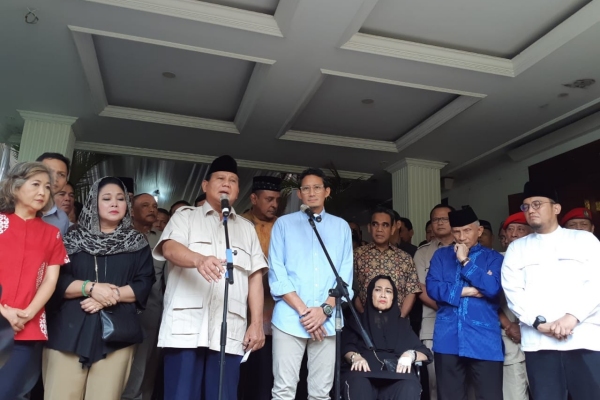 Foto-foto Deklarasi Kemenangan Jokowi-Ma'ruf dan Jumpa Pers Prabowo-Sandi 