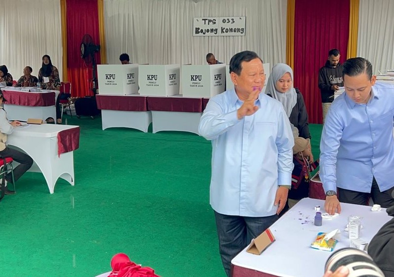 Foto-foto Tiga Gaya Capres, Anies, Prabowo, Ganjar Saat Pencoblosan Pilpres 2024