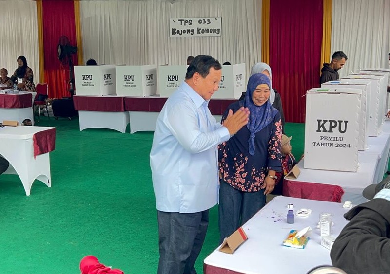 Foto-foto Tiga Gaya Capres, Anies, Prabowo, Ganjar Saat Pencoblosan Pilpres 2024