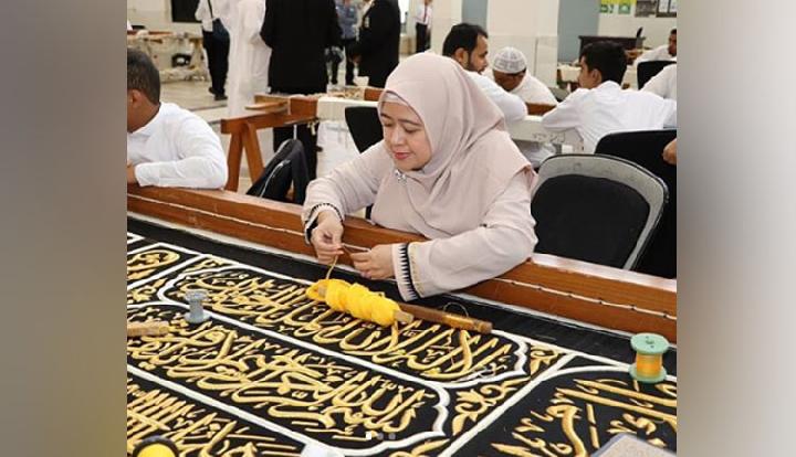 Foto Puan Maharani Berhijab Saat Ibadah Umrah