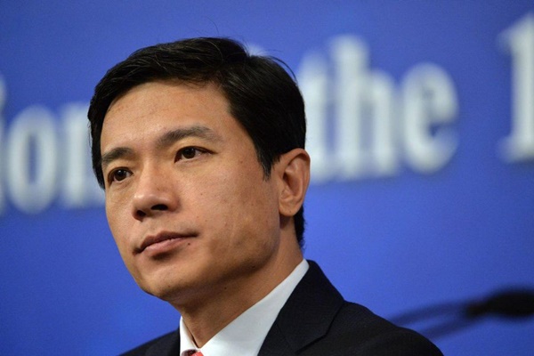 CEO Baidu Robin Li, dari Kecerdasan Buatan hingga Insiden Disiram Air 