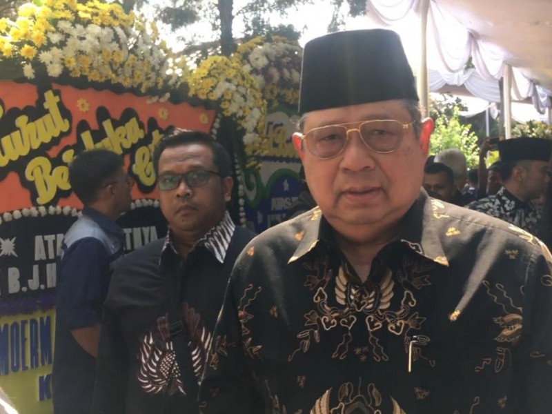 Foto-foto Reuni Tokoh Nasional di Pemakaman B.J. Habibie