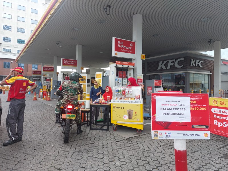 Suasana SPBU Shell Mampang Prapatan, Jakarta Selatan saat stok BBM kosong, Jumat (31/1/2025)./Bisnis-Mochammad Ryan Hidayatullah