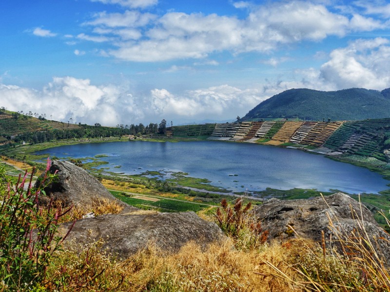 Rekomendasi Destinasi Wisata Dieng, Tawarkan Keindahan Alam yang Memanjakan Mata