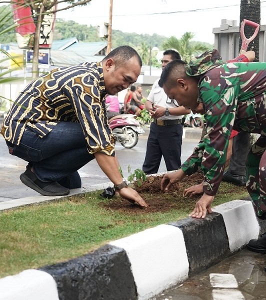 BNI Bersama Warga Pulihkan Manokwari