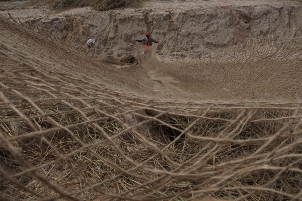 Antisipasi Tebing Longsor, Hutama Karya Datangkan Jerami dari Sumbar