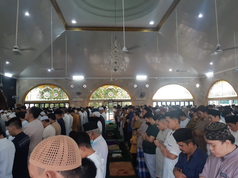 Suasana Salat Id Muhammadiyah di Masjid Raya Al-Isra Jakbar