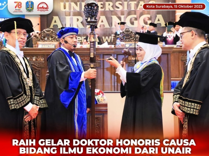 Gubernur Khofifah Raih Gelar Doktor Honoris Causa dari FEB - UNAIR