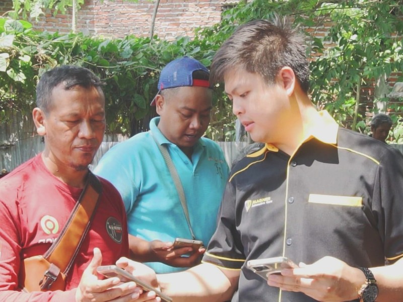 Tiga Anak Muda Surabaya Ciptakan Inovasi Penghemat BBM