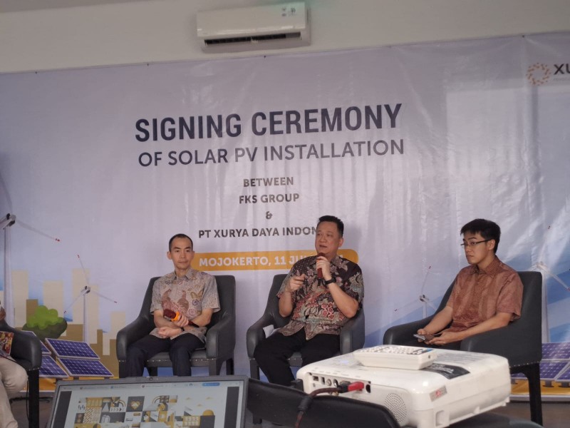 Induk Grup Produsen Cemilan Taro (AISA) Bakal Pasang Panel Surya 10 Megawatt