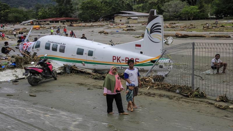 BANJIR BANDANG SENTANI : Relawan Mimika Bantu Evakausi Ribuan Pengungsi