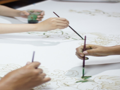 Anjani dan Tangan-Tangan Mungil yang Menjelajah hingga ke Moscow