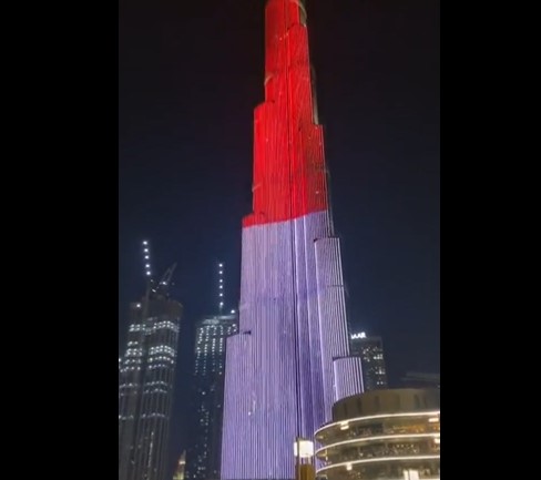 Peringati HUT ke-78 RI, Bendera Merah Putih Warnai Nansam Tower dan Burj Khalifa