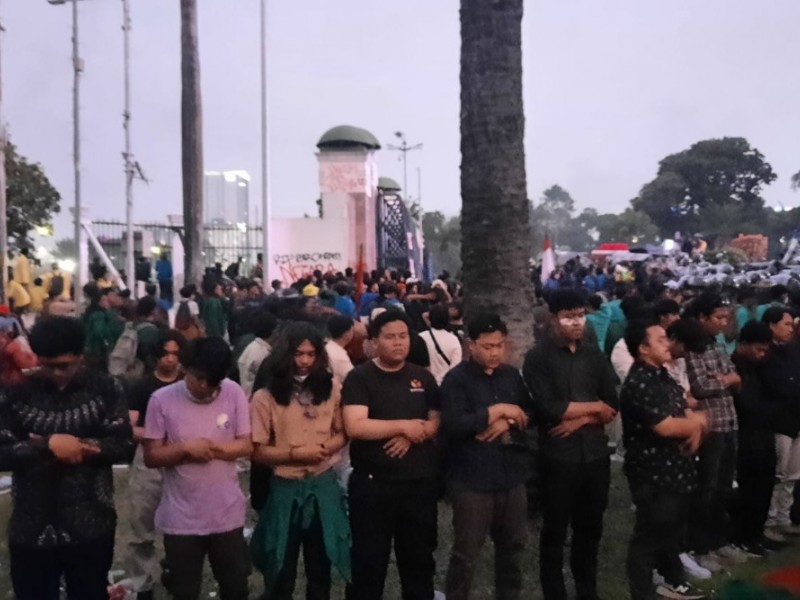 Demo mahasiswa di gedung DPR