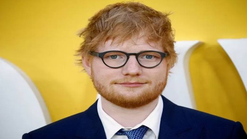 Ed Sheeran Musisi Nomor 1 di Inggris