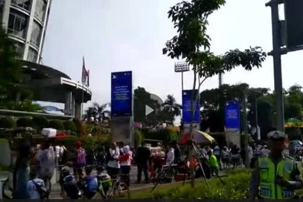 Konser Putih Bersatu, Pintu Utama GBK Mulai Dipadati Massa