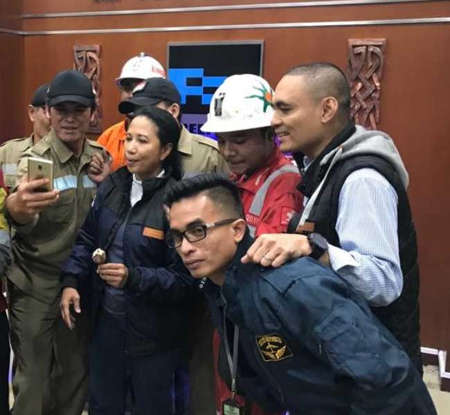 BERITA FOTO : Kunjungan Pertama Rini Soemarno ke Freeport, Melihat Grasberg Mine, Tambang Underground, Hingga 'Panen' Melon  