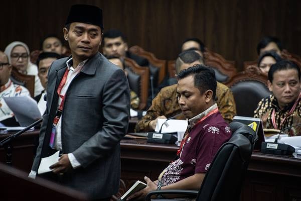 Saksi Jokowi-Ma'ruf Gunakan Analogi Obat Batuk dan Minta Maaf di Sidang Sengketa Pilpres 2019